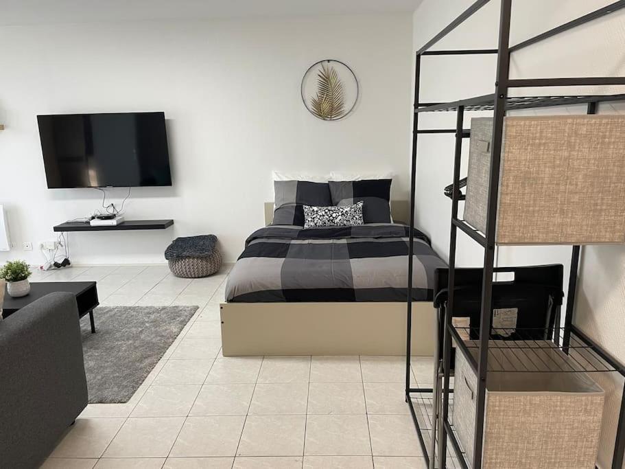 Appartement Cosy Proche Paris Le Bourget Buitenkant foto