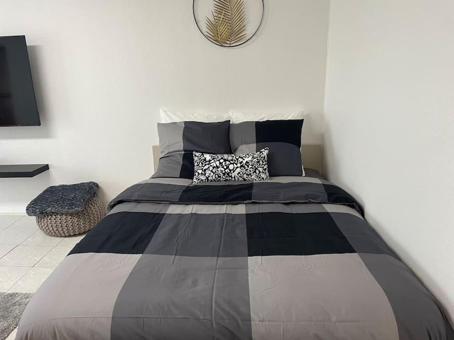 Appartement Cosy Proche Paris Le Bourget Buitenkant foto